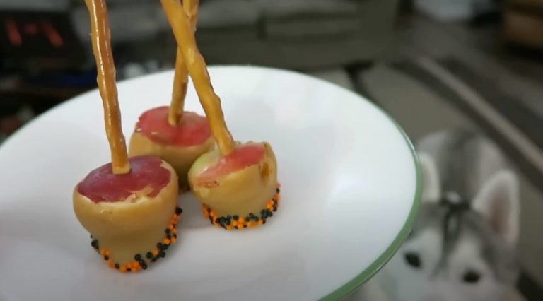 halloween apple treats